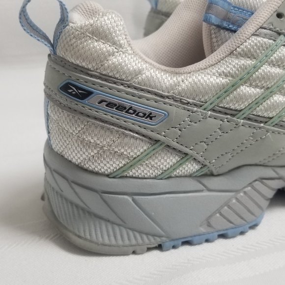 Reebok Sneakers Ladies Size 8.5 - Picture 2 of 8